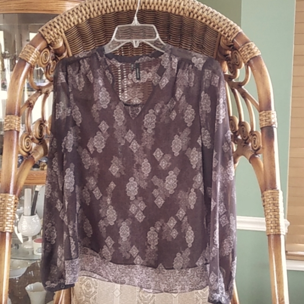 Women's pullover over split neck top